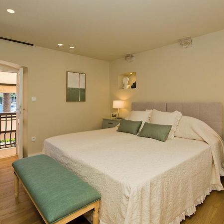 Riva Yacht Hvar Town Apartment ภายนอก รูปภาพ