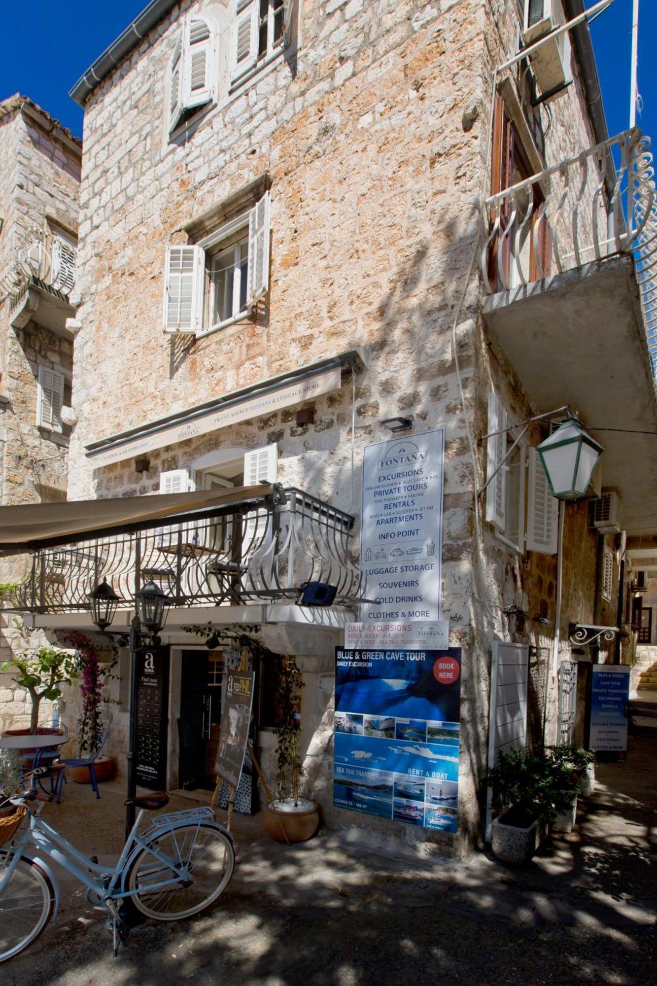 Riva Yacht Hvar Town Apartment ภายนอก รูปภาพ