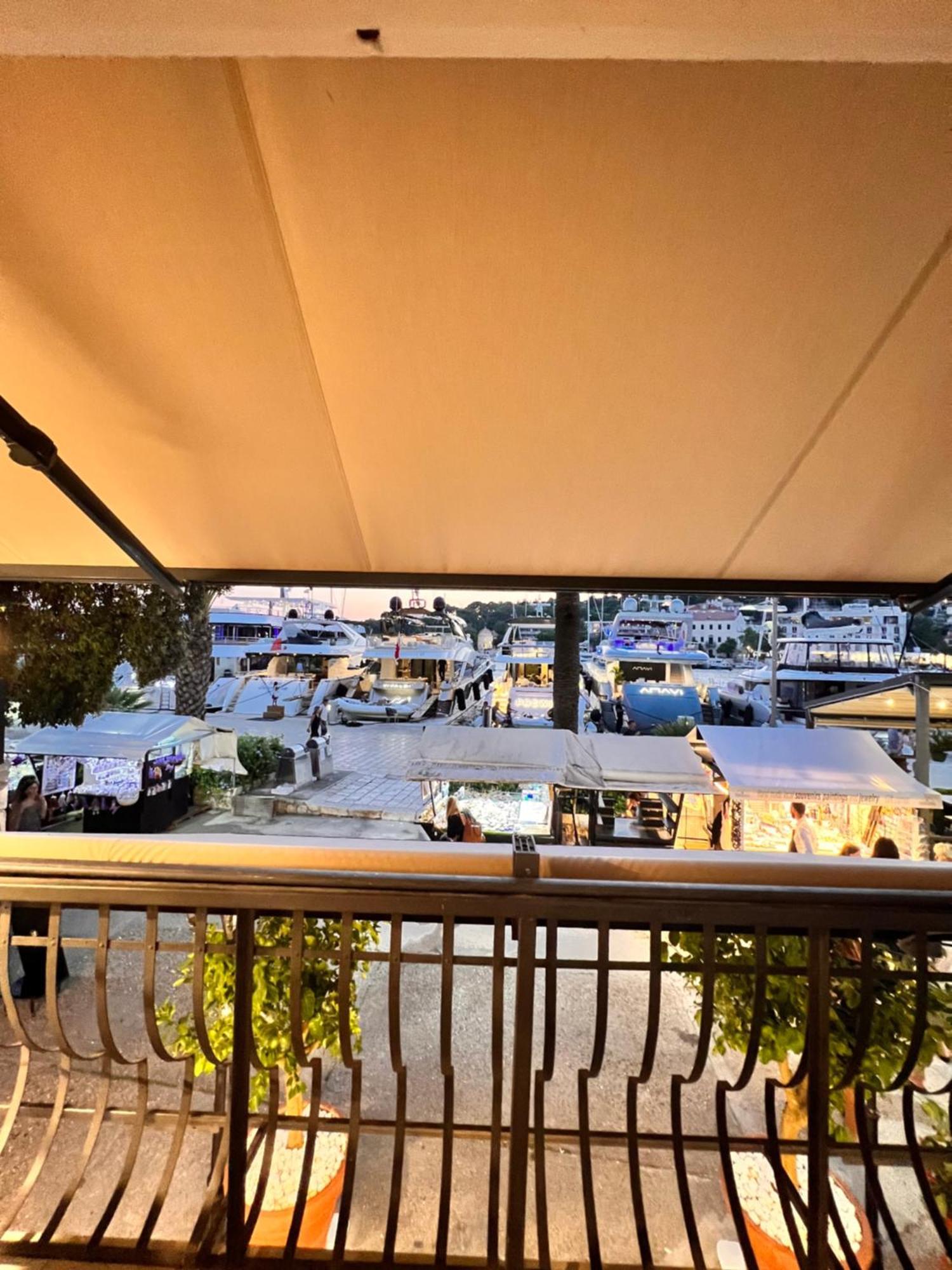 Riva Yacht Hvar Town Apartment ภายนอก รูปภาพ